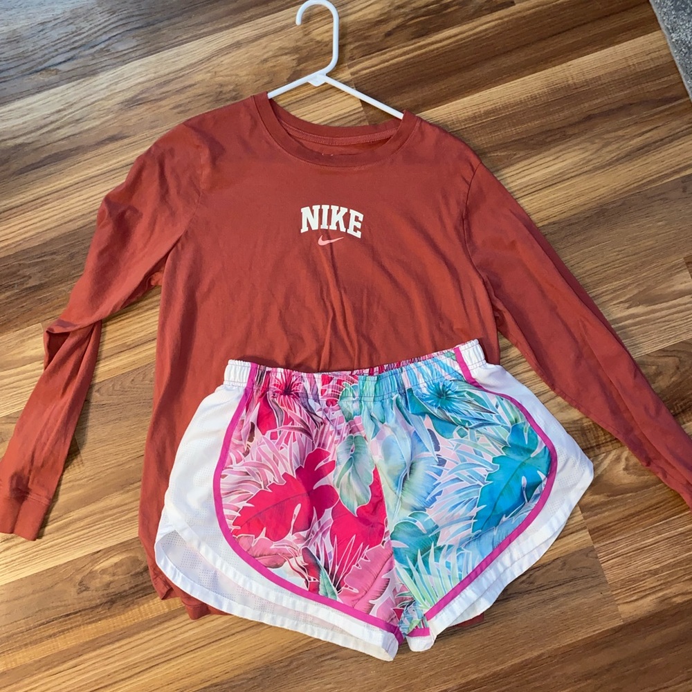 SIZE LARGE NIKE SET